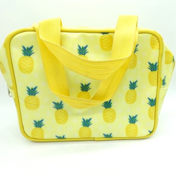 FLASH SALE 🍒 PINEAPPLE Handled TOTE OIL CLOTH with Top zipper - Picture 1 of 9